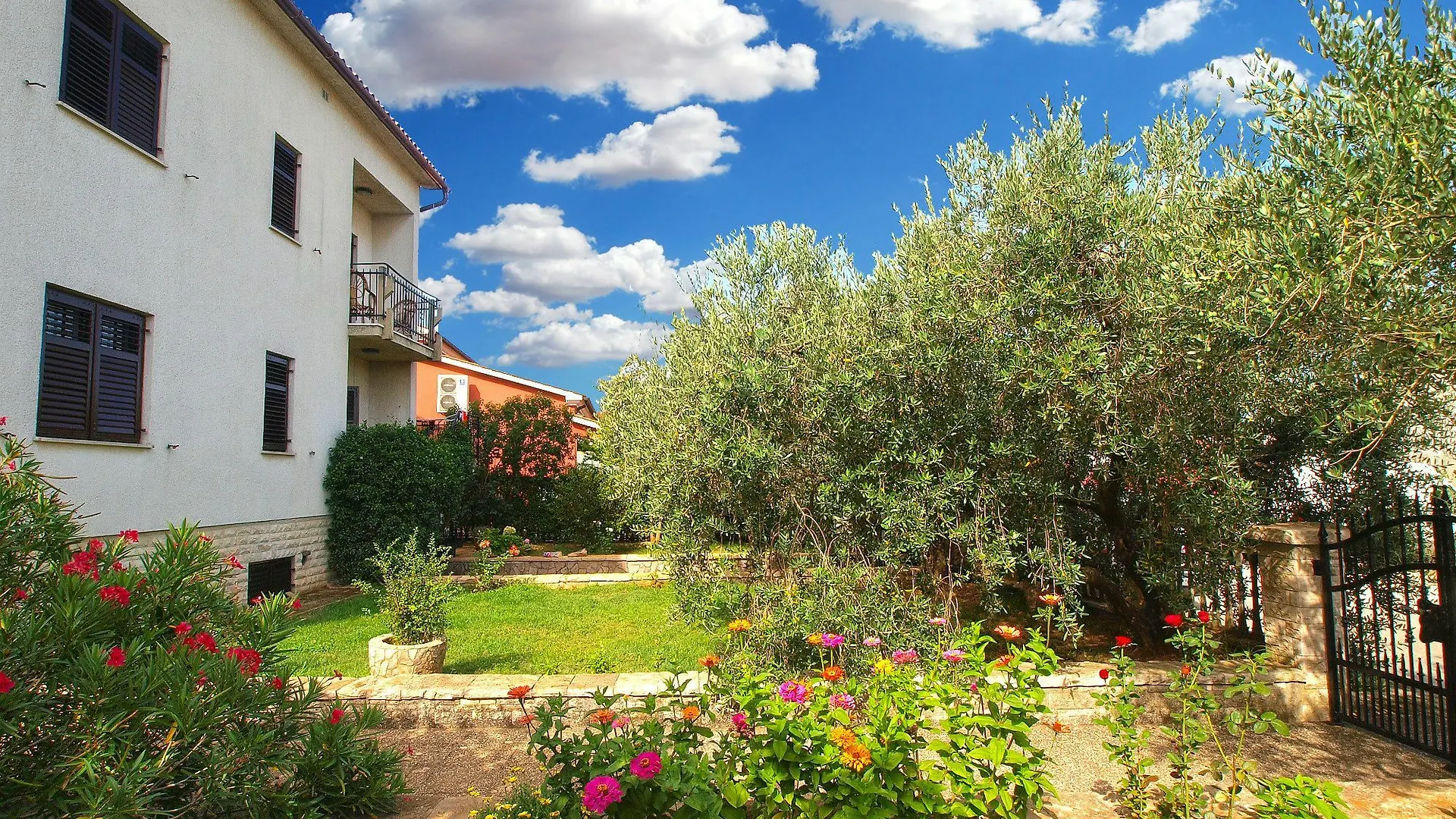 Apartment Milka 442 Valbandon 0*,  Croatia